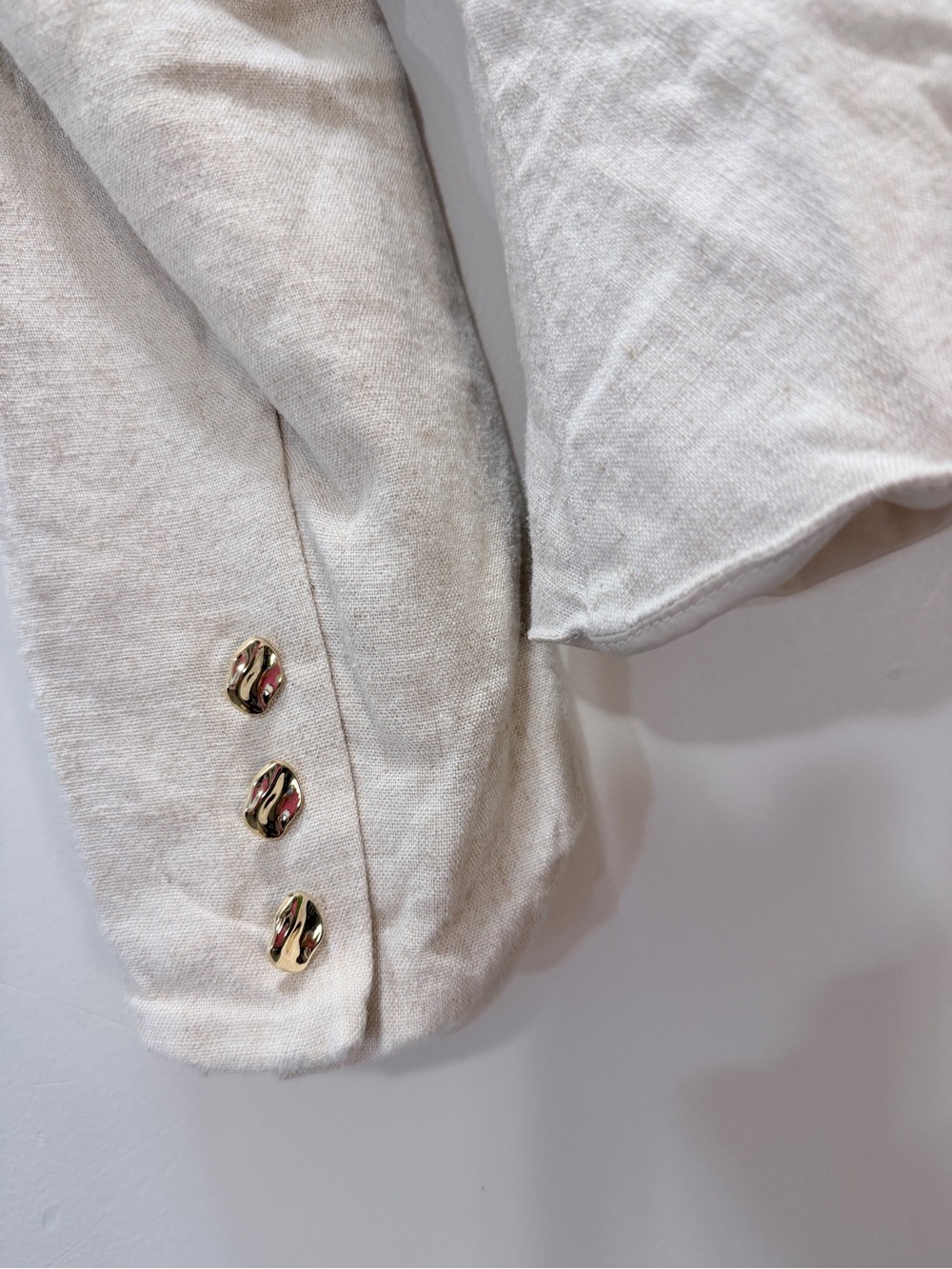 H&M Cream Peplum Button Blazer Size XS (21x15) - Picture 4 of 11